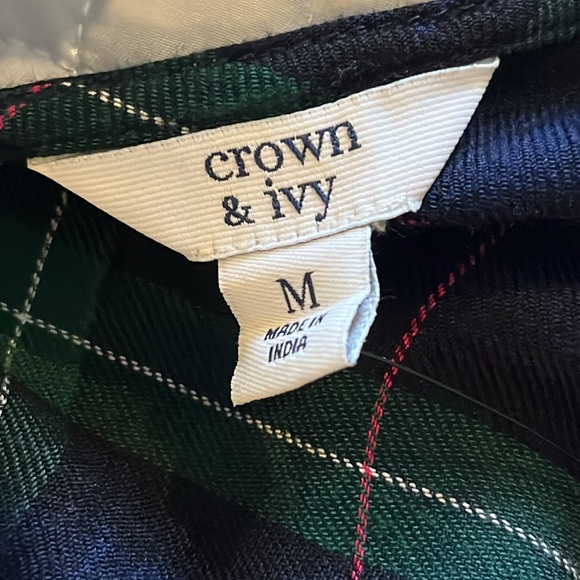 Crown & Ivy Plaid Bow Top NWT - Picture 4 of 7